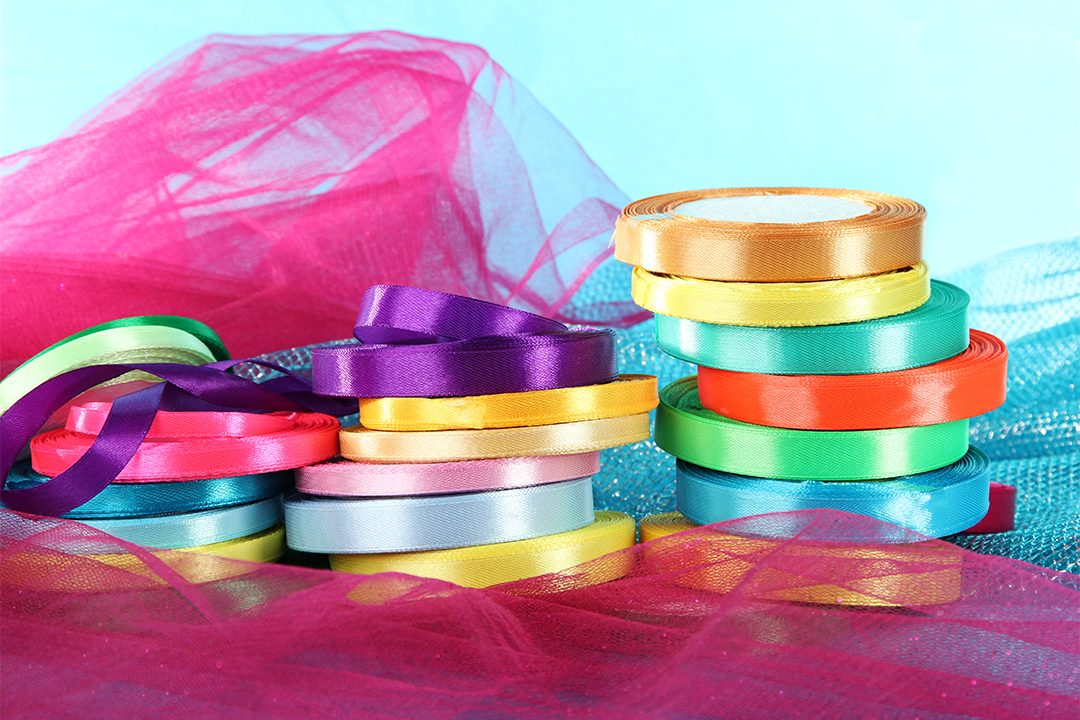Explore the full range of TOPENCA SUPPLIES ribbons and create unforgettable decorations!
